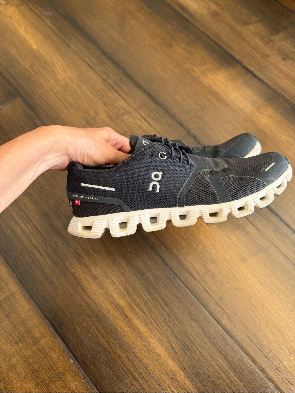 On Cloud 6 Women 9.5